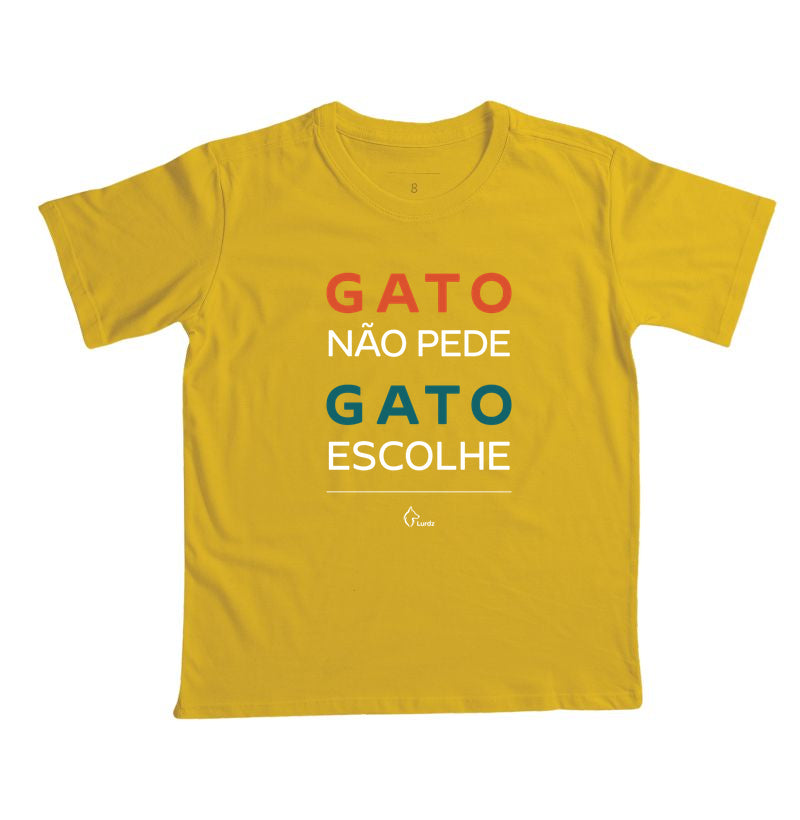 Camiseta Infantil Lurdinha Gato não pede Gato Escolhe