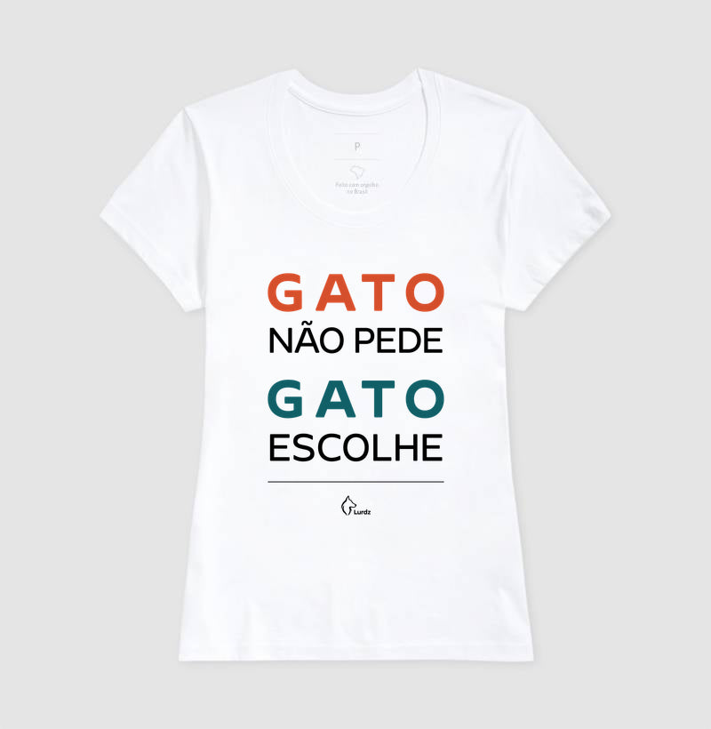 Camiseta Adulto Gato não pede Gato Escolhe