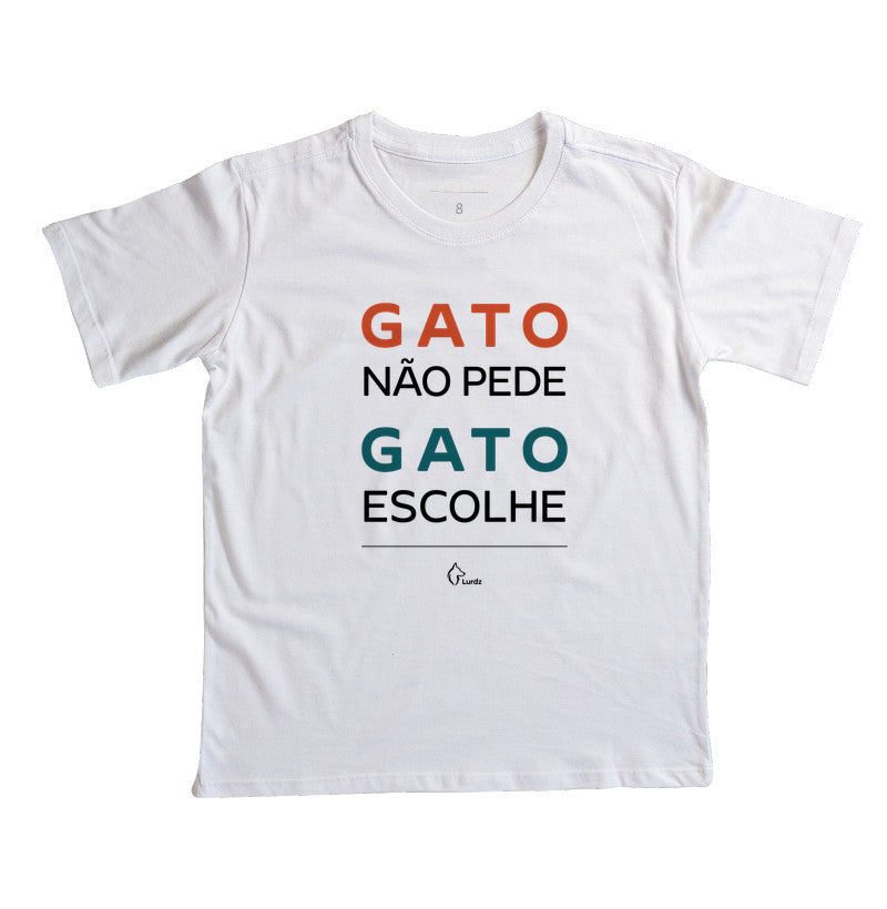 Camiseta Infantil Lurdinha Gato não pede Gato Escolhe